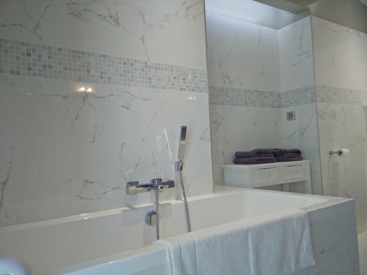 Chevannes  La Barbotiere B&B 외부 사진